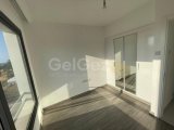 KIBRIS GİRNE ALSANCAK BÖLGESİNDE DAĞ VE DENİZ MANZARALI VE ÖZEL TERASI BULUNAN SATILIK 2+1 DAİRE