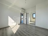 KIBRIS GİRNE ALSANCAK BÖLGESİNDE HAVUZLU SİTE İÇERİSİNDE, DAĞ VE DENİZ MANZARALI, BAHÇE KATI VEYA TERAS SEÇENEKLERİ SUNAN SATILIK 2+1 LÜKS DAİRELER!! ÜSTELİK UY
