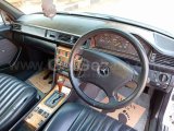 1986 Model Otomatik Mercedes-Benz 250 D