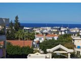 Girne Alsancakta Havuzlu Site İçinde Kiralık 3+1 Daire