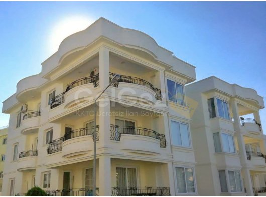 Girne Alsancakta Havuzlu Site İçinde Kiralık 3+1 Daire