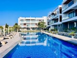 Girne'nin Alsancak bölgesinde konforlu site içerisinde satılık 2+1 daire!