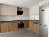 Girne'nin Alsancak bölgesinde konforlu site içerisinde satılık 2+1 daire!