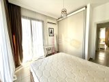 Girne'nin Alsancak bölgesinde havuzlu sitede satılık 2+1 daire!