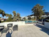 Girne'nin Alsancak bölgesinde havuzlu sitede satılık 2+1 daire!