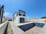 Girne Alsancak'ta Satılık Satılık 4+1 Havuzlu Yeni Villa / 4 Yatak Odası En Suit / Özel Havuz