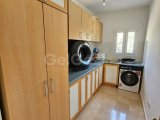Girne Alsancak Meritlere Yakın Satılık 3+1 Havuzlu Villa / 830m2 Arsa