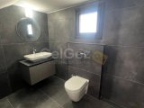 Girne Çatalköy’de Kiralık 4+1 Havuzlu Modern Lüks Villa-Denize Yürüme Mesafesi