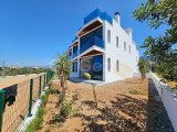 Girne Çatalköy'de Denize Yürüme Mesafesi 2+1 120m2 Townhouse'ler