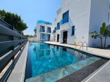 Girne Çatalköy'de Denize Yürüme Mesafesi 2+1 120m2 Townhouse'ler