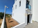Girne Çatalköy'de Denize Yürüme Mesafesi 2+1 120m2 Townhouse'ler