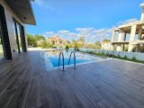 Çatalköy'de Denize 250 Metre Mesafede Satılık 6+1 Triplex Villa