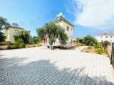 Girne'nin Alagadi 1 Bölgesinde Denize Yürüme Mesafesinde Satılık 2+1 Villa
