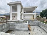 Girne Edremit Satılık 4+1 Havuzlu Modern Villa / Takasa açık