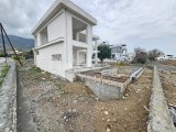 Girne Edremit Satılık 4+1 Havuzlu Modern Villa / Takasa açık
