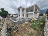 Girne Edremit Satılık 4+1 Havuzlu Modern Villa / Takasa açık