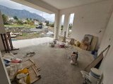 Girne Edremit Satılık 4+1 Havuzlu Modern Villa / Takasa açık