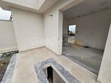 Girne Edremit Satılık 4+1 Havuzlu Modern Villa / Takasa açık