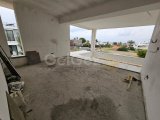 Girne Edremit Satılık 4+1 Havuzlu Modern Villa / Takasa açık