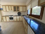 Esentepe Bölgesinde Denize Yürüme Mesafesinde Satılık 3+1 Villa