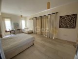 Esentepe Bölgesinde Denize Yürüme Mesafesinde Satılık 3+1 Villa