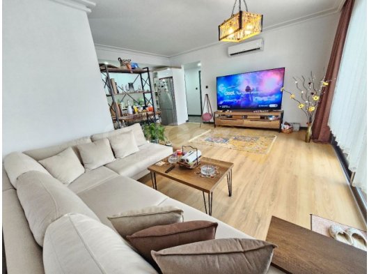 Girne Lapta'da Elit Life Sitesinde Satılık 2+1 Geniş Daire