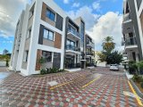 Girne Lapta'da Elit Life Sitesinde Satılık 2+1 Geniş Daire
