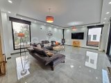 Girne Ozanköy Muhteşem Satılık 4+1 Villa / Özel Havuz / 710m2 Arsa Alanı