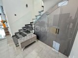 Girne Ozanköy Muhteşem Satılık 4+1 Villa / Özel Havuz / 710m2 Arsa Alanı