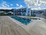 Girne Yeşiltepe'de Satılık 3+1 Geniş İkiz Villa