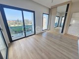 Girne Yeşiltepe'de Satılık 3+1 Geniş İkiz Villa