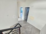 Girne Yeşiltepe'de Satılık 3+1 Geniş İkiz Villa