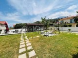 Girne Alsancak Yeşiltepe'de Satılık 4+1 Geniş Villa