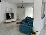 Girne Alsancak'ta 3+1 Kiralık Villa