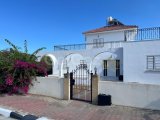 Girne Alsancak'ta 3+1 Kiralık Villa
