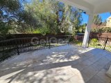 Girne Bellapais Satılık 3+1 havuzlu villa