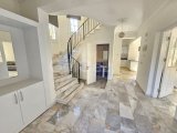 Girne Bellapais Satılık 3+1 havuzlu villa