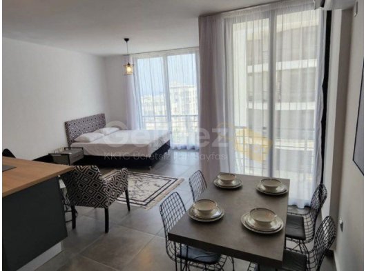 Girne Merkez'de Modern 1+0 Daire, Yüzme Havuzlu ve Güvenlikli Site!