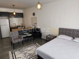 Girne Merkez'de Modern 1+0 Daire, Yüzme Havuzlu ve Güvenlikli Site!