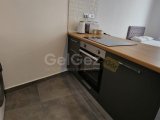 Girne Merkez'de Modern 1+0 Daire, Yüzme Havuzlu ve Güvenlikli Site!
