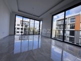 Merkez Girne'de, Türk tapulu lüks 2+1 daire fırsatı