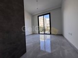 Merkez Girne'de, Türk tapulu lüks 2+1 daire fırsatı