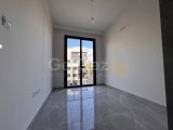 Merkez Girne'de, Türk tapulu lüks 2+1 daire fırsatı