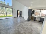 Girne Karaoğlanoğlu Satılık 3+1 Triplex Villa/ Yarısı Peşin Kalan 60 ay Faizsiz Ödeme Fırsatı