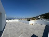 ???? 2+1 Penthouse for Sale in Yeşiltepe, Kyrenia – Sea View and Shared Pool!