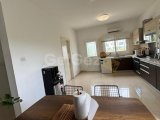 LEFKOŞA’nın EN NEZİH SEMTİ YENİKENT’de VİLLALAR BÖLGESİNDE SOLAR SİSTEMLİ 2+1 ENSUITE KİRALIK VİLLA