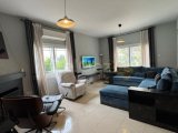 LEFKOŞA’nın EN NEZİH SEMTİ YENİKENT’de VİLLALAR BÖLGESİNDE SOLAR SİSTEMLİ 2+1 ENSUITE KİRALIK VİLLA