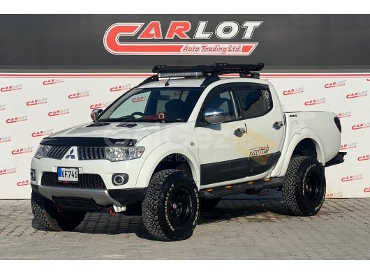 Mitsubishi L200 Trojan ( En Dolu Paket)