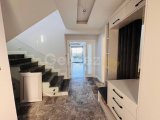 Lapta’da Denize Yürüme Mesafesinde Panoramik Manzaralı Lüks 4+1 Villa