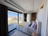 Lapta’da Denize Yürüme Mesafesinde Panoramik Manzaralı Lüks 4+1 Villa